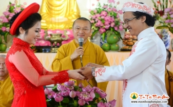  Yêu thương ai thì phải giúp người ta bớt khổ